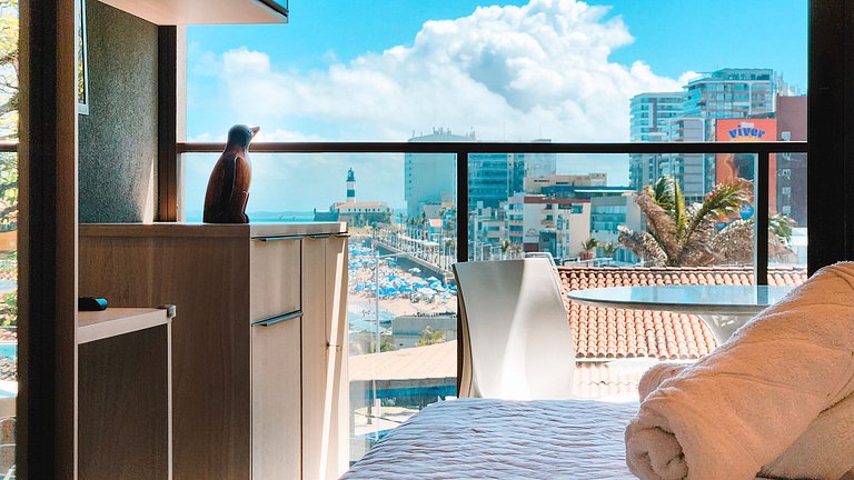 Estúdio com varanda na melhor vista da Barra-206