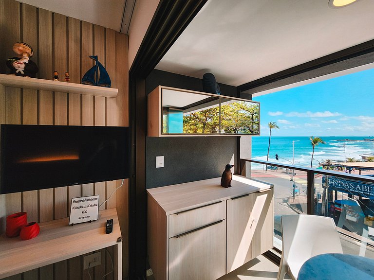 Estúdio com varanda na melhor vista da Barra-206