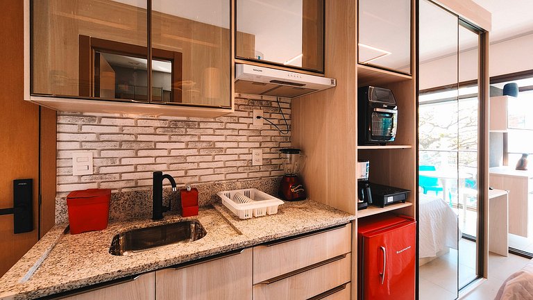 Estúdio com varanda na melhor vista da Barra-206