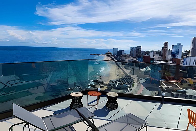 Studio com varanda na melhor vista da Barra-SB503