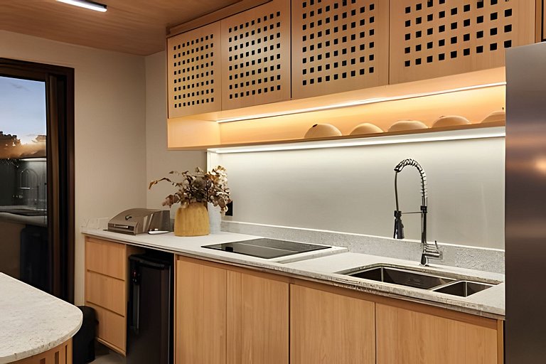 Estúdio com varanda na melhor vista da Barra-503