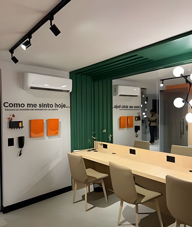 Studio com varanda na melhor vista da Barra-SB503