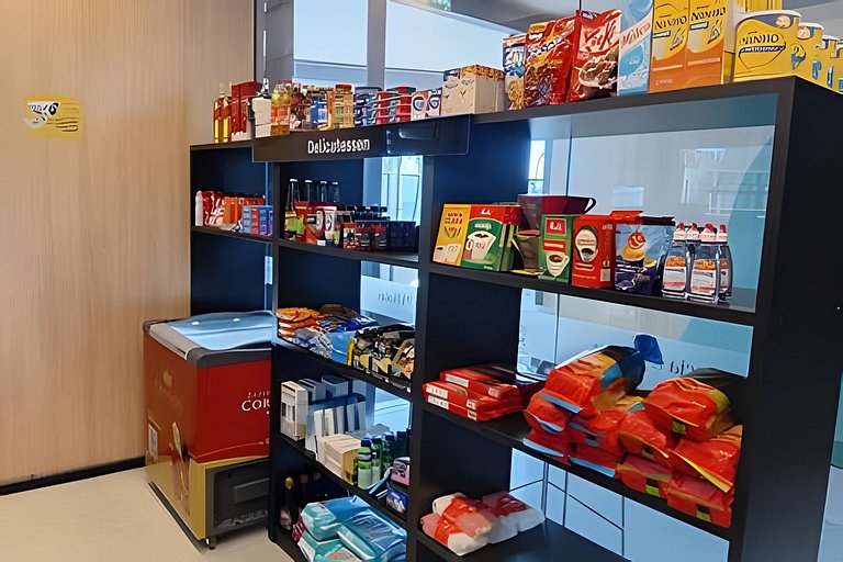 Estúdio com varanda na melhor vista da Barra-503