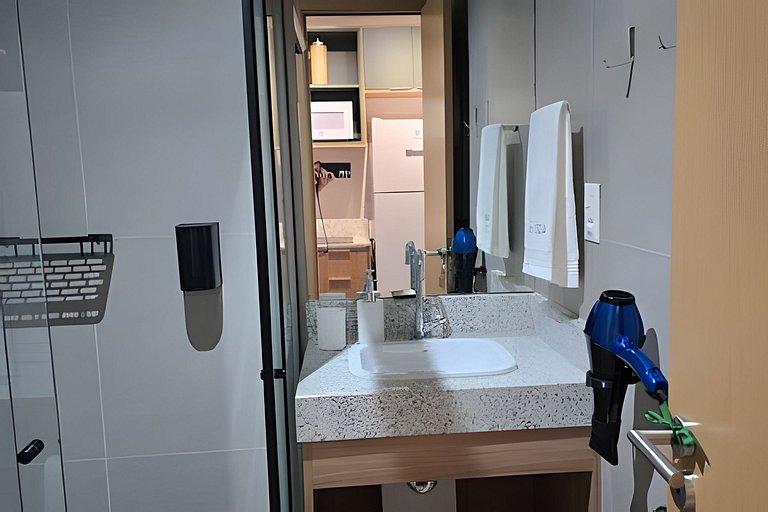 Estúdio com varanda na melhor vista da Barra-504