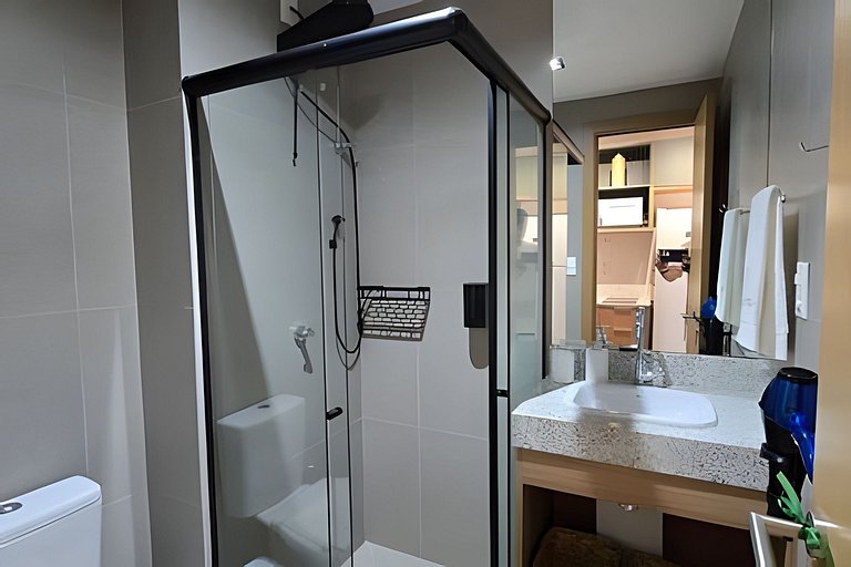 Estúdio com varanda na melhor vista da Barra-504