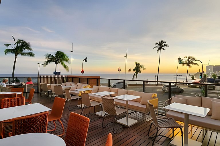 Estúdio com varanda na melhor vista da Barra-504