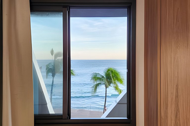 Estúdio com varanda na melhor vista da Barra-202