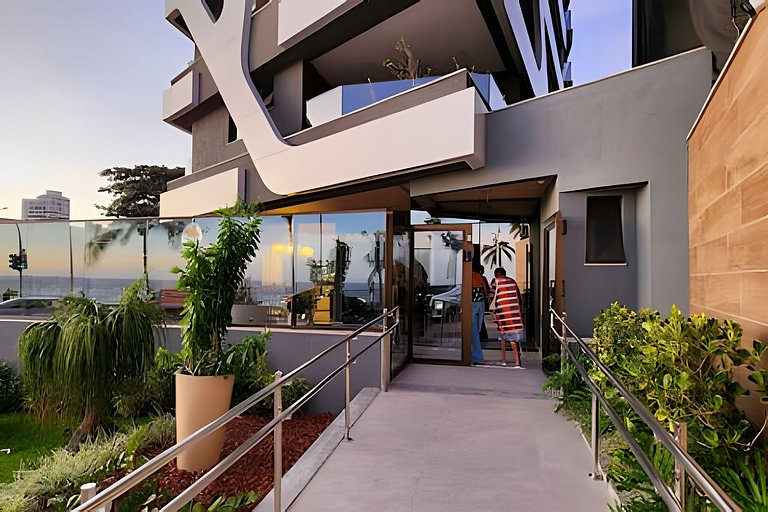 Estúdio com varanda na melhor vista da Barra-202