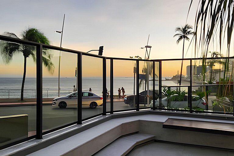 Estúdio com varanda na melhor vista da Barra-202