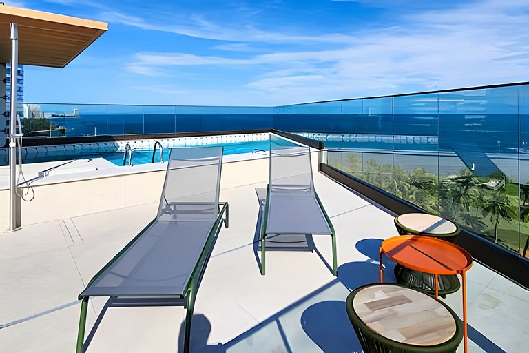 Estúdio com varanda na melhor vista da Barra-202