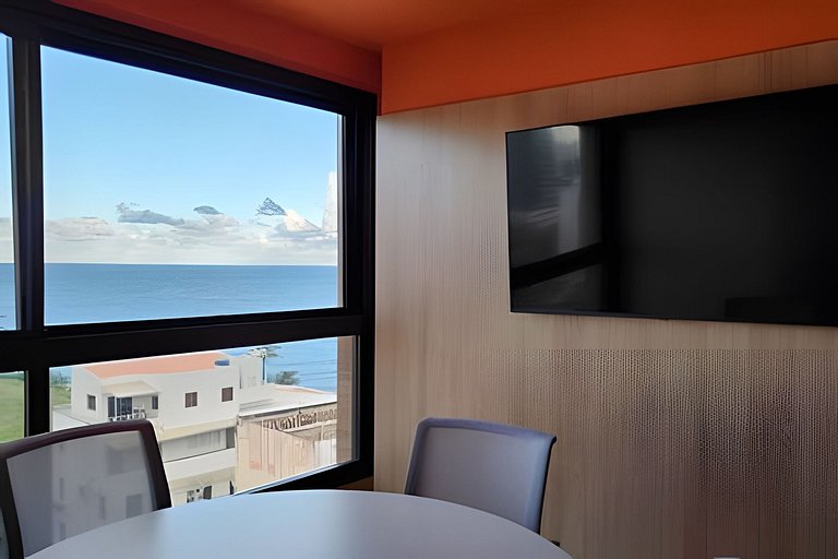 Studio com varanda na melhor vista da Barra-SB202