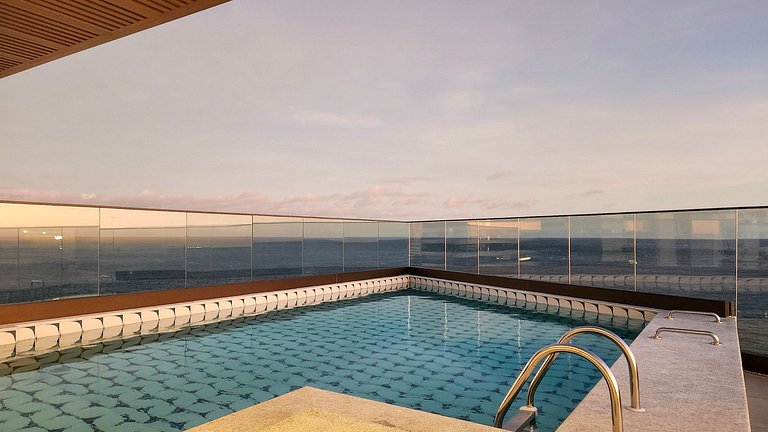 Estúdio com varanda na melhor vista da Barra-206