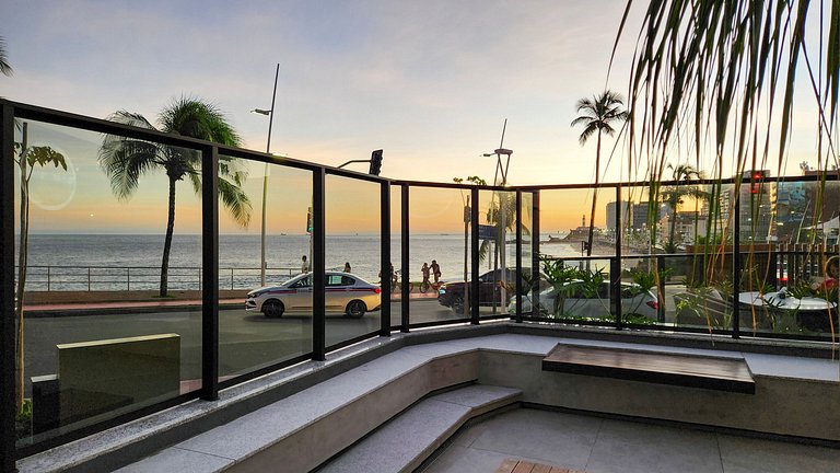 Estúdio com varanda na melhor vista da Barra-206