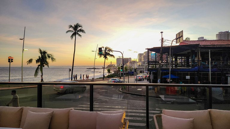 Estúdio com varanda na melhor vista da Barra-206