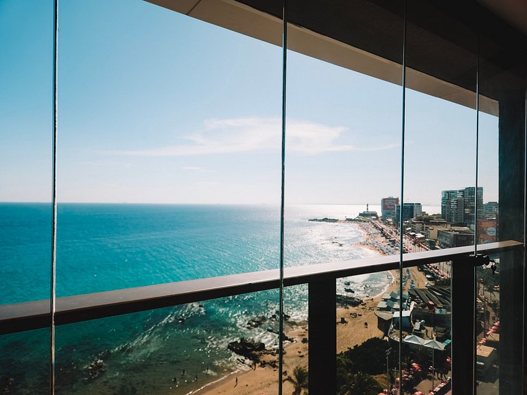 Estúdio com varanda na melhor vista da Barra-1003