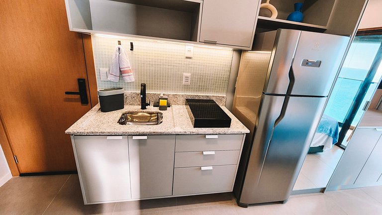 Estúdio com varanda na melhor vista da Barra-1003