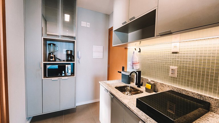 Estúdio com varanda na melhor vista da Barra-1003