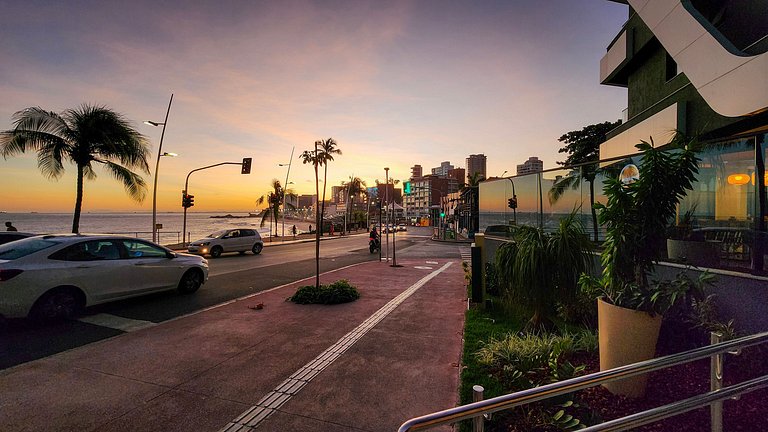 Estúdio com varanda na melhor vista da Barra-1003