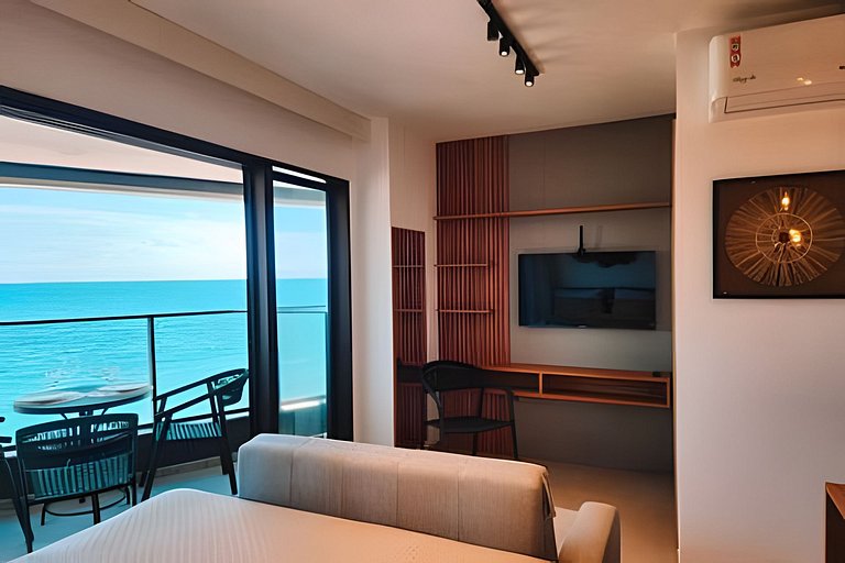 Studio com varanda na melhor vista da Barra-SB502