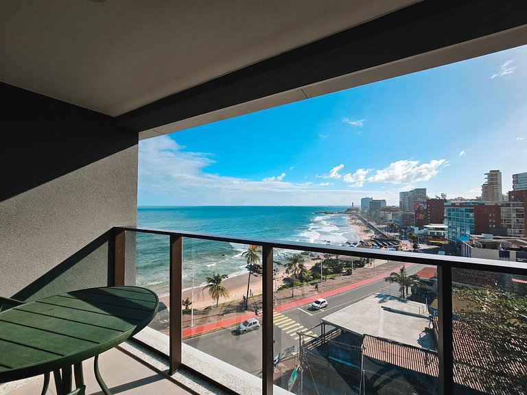 Studio com varanda na melhor vista da Barra-SB605