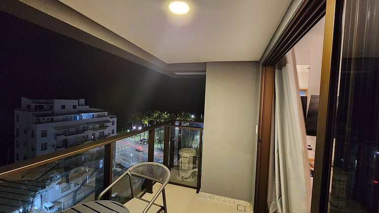 Studio com varanda e vista mar - Spot Barra 906