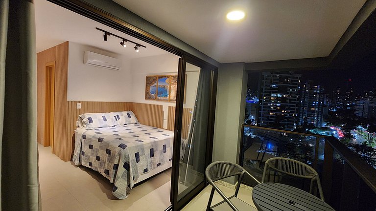 Studio com varanda e vista mar - Spot Barra 906
