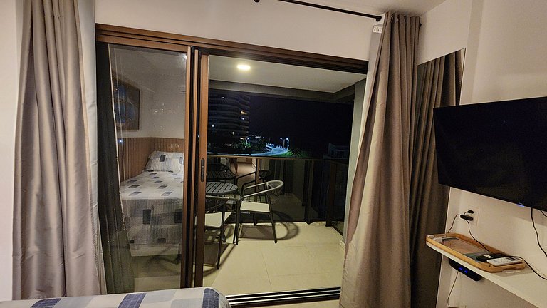 Studio com varanda e vista mar - Spot Barra 906